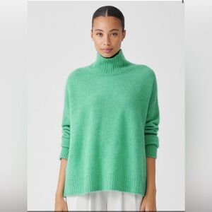 XL Eileen Fisher Cashmere Silk Bliss Turtleneck Box-Top
